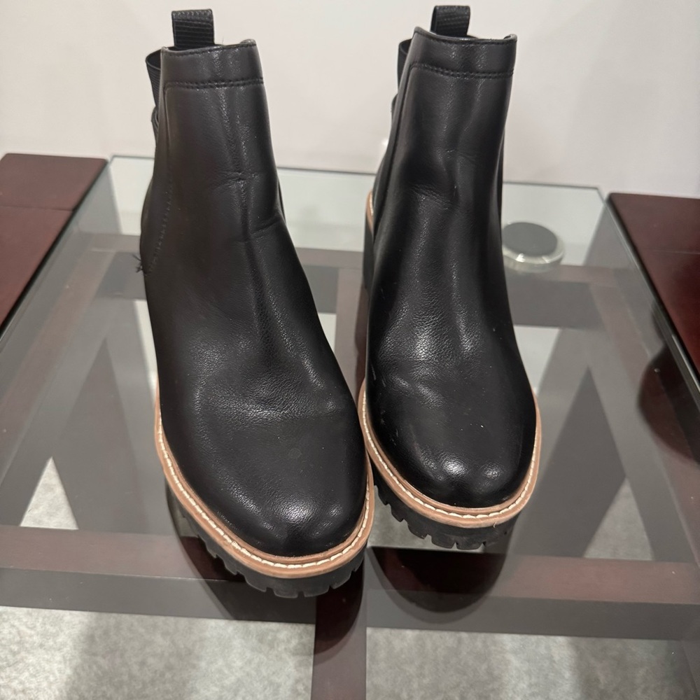Lucky Brand Black Leather Ankle Boot - Picture 1 of 9